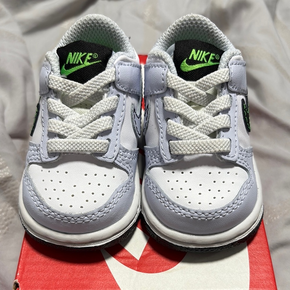 Nike Kids White and Green Sneakers